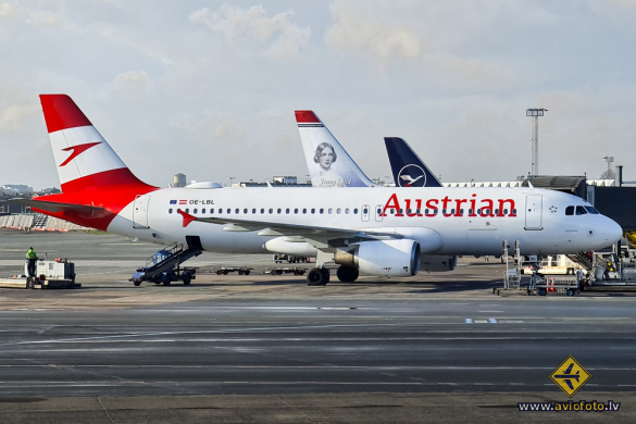 Airbus A320-214